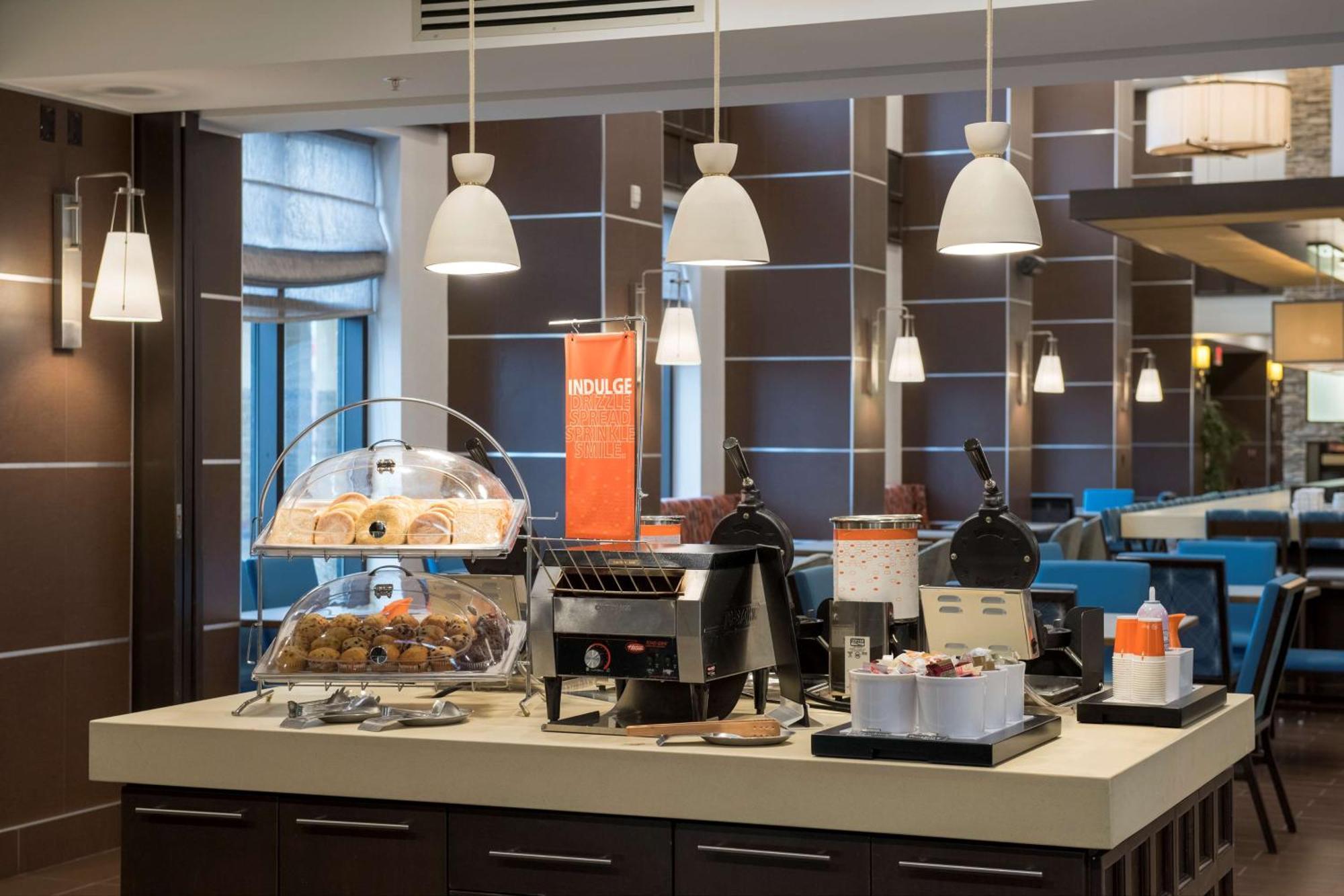 Hampton Inn & Suites By Hilton Dartmouth - Halifax Екстер'єр фото
