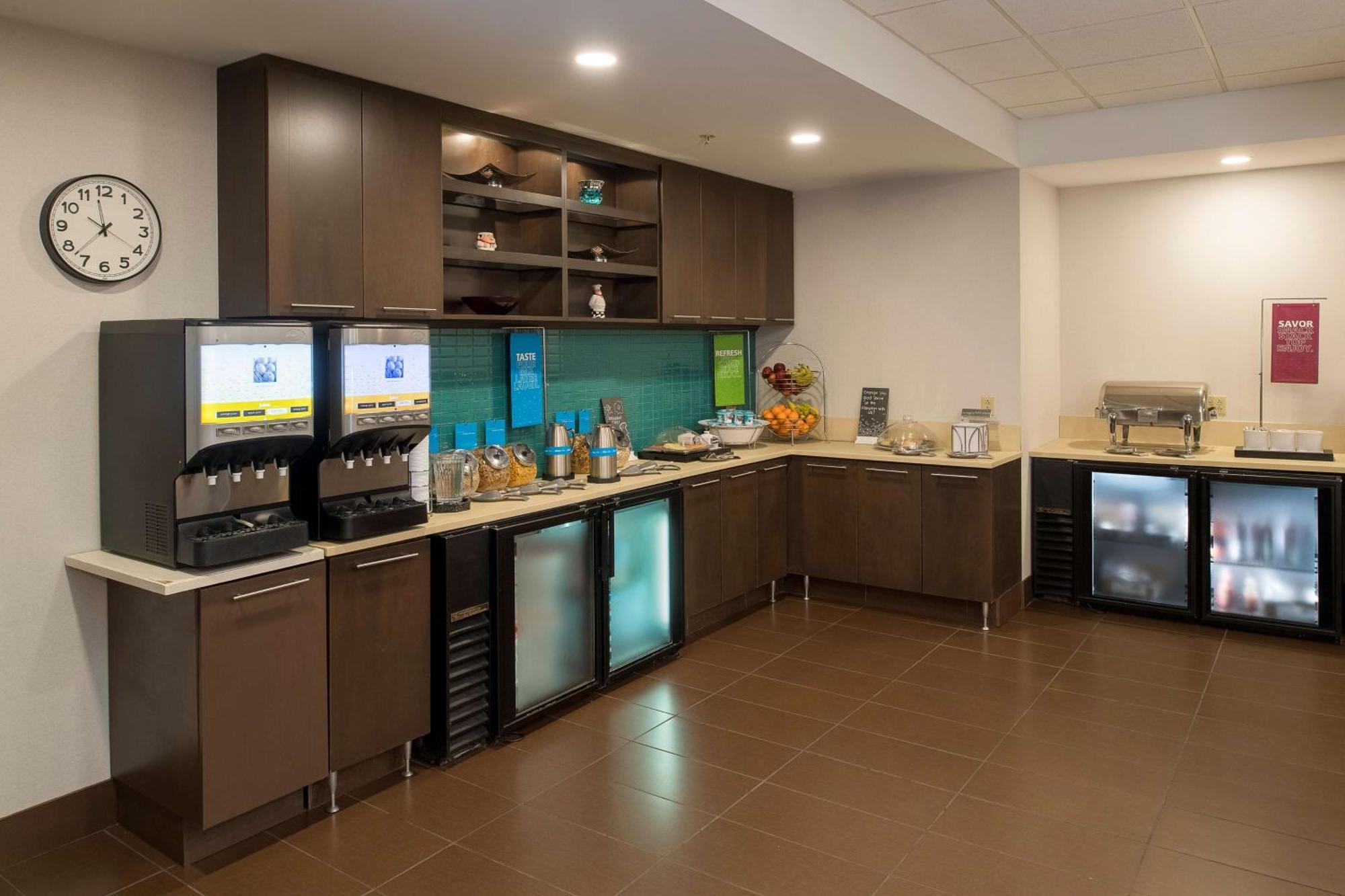 Hampton Inn & Suites By Hilton Dartmouth - Halifax Екстер'єр фото