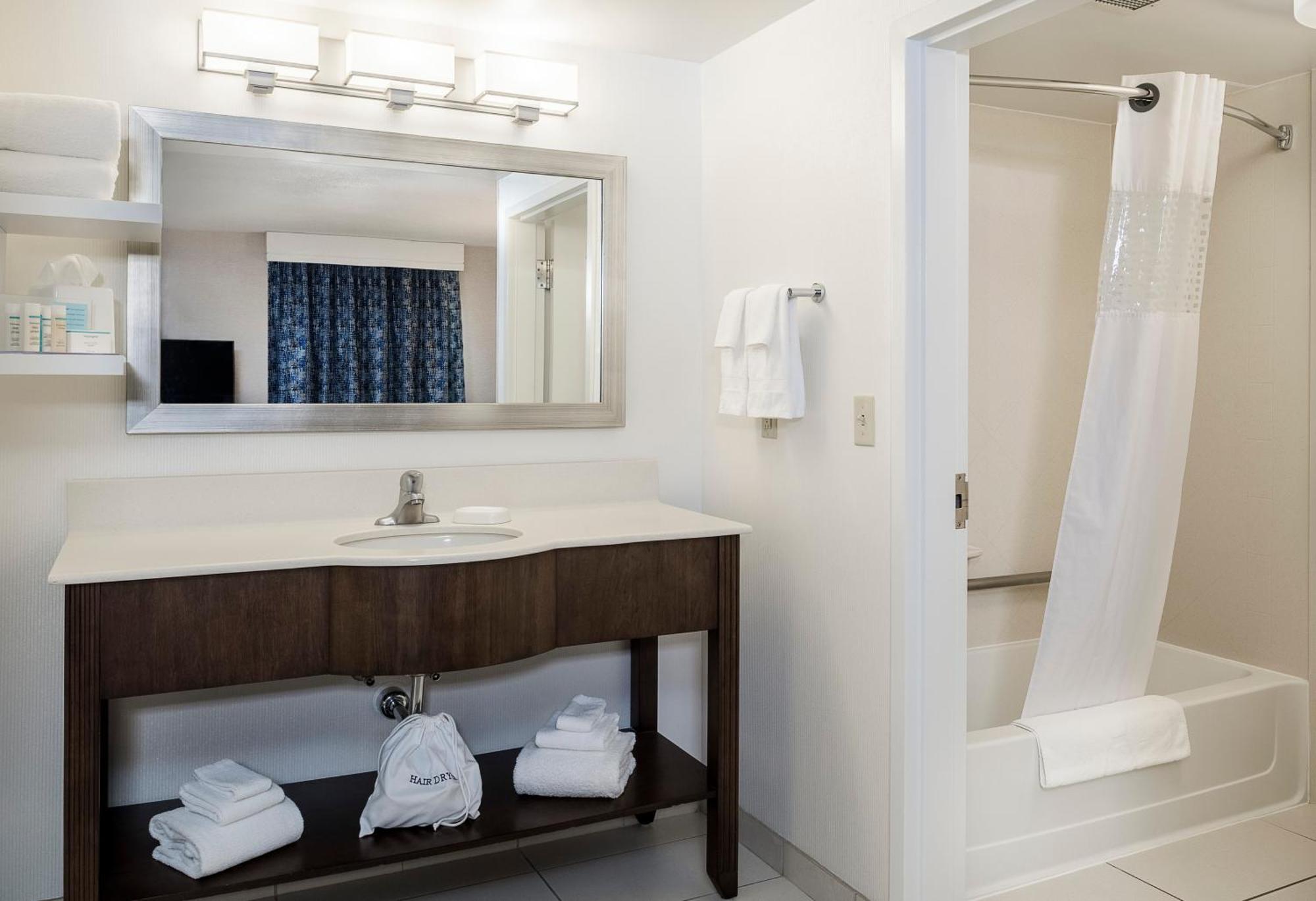 Hampton Inn & Suites By Hilton Dartmouth - Halifax Екстер'єр фото